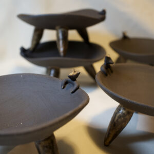 Tripodes Mamiformes Grande